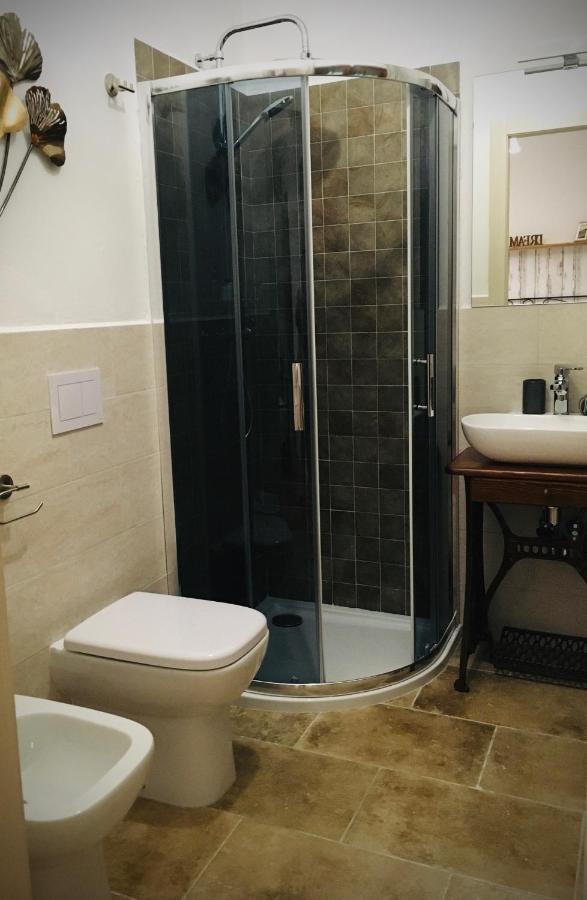ルッカ Casale I Tigli Bed & Breakfast エクステリア 写真