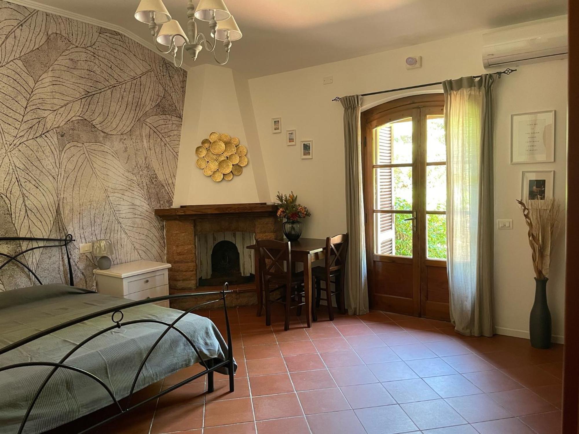 ルッカ Casale I Tigli Bed & Breakfast エクステリア 写真