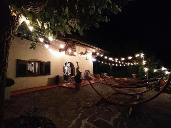 ルッカ Casale I Tigli Bed & Breakfast エクステリア 写真